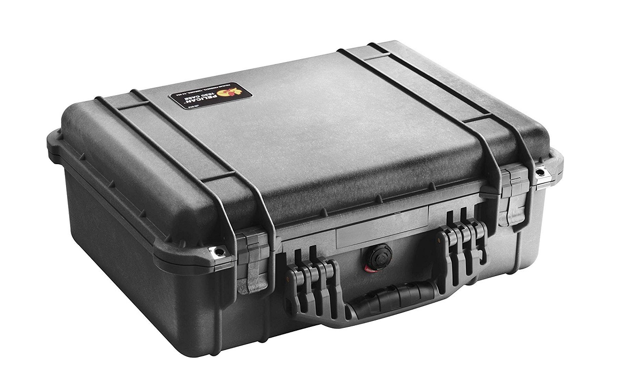 Pelican 1520-000-110 Case With Foam Black